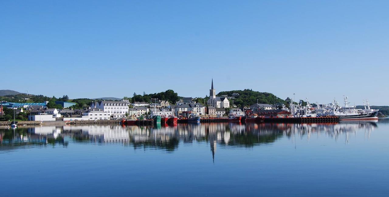 Bay View Hotel Killybegs Exteriör bild