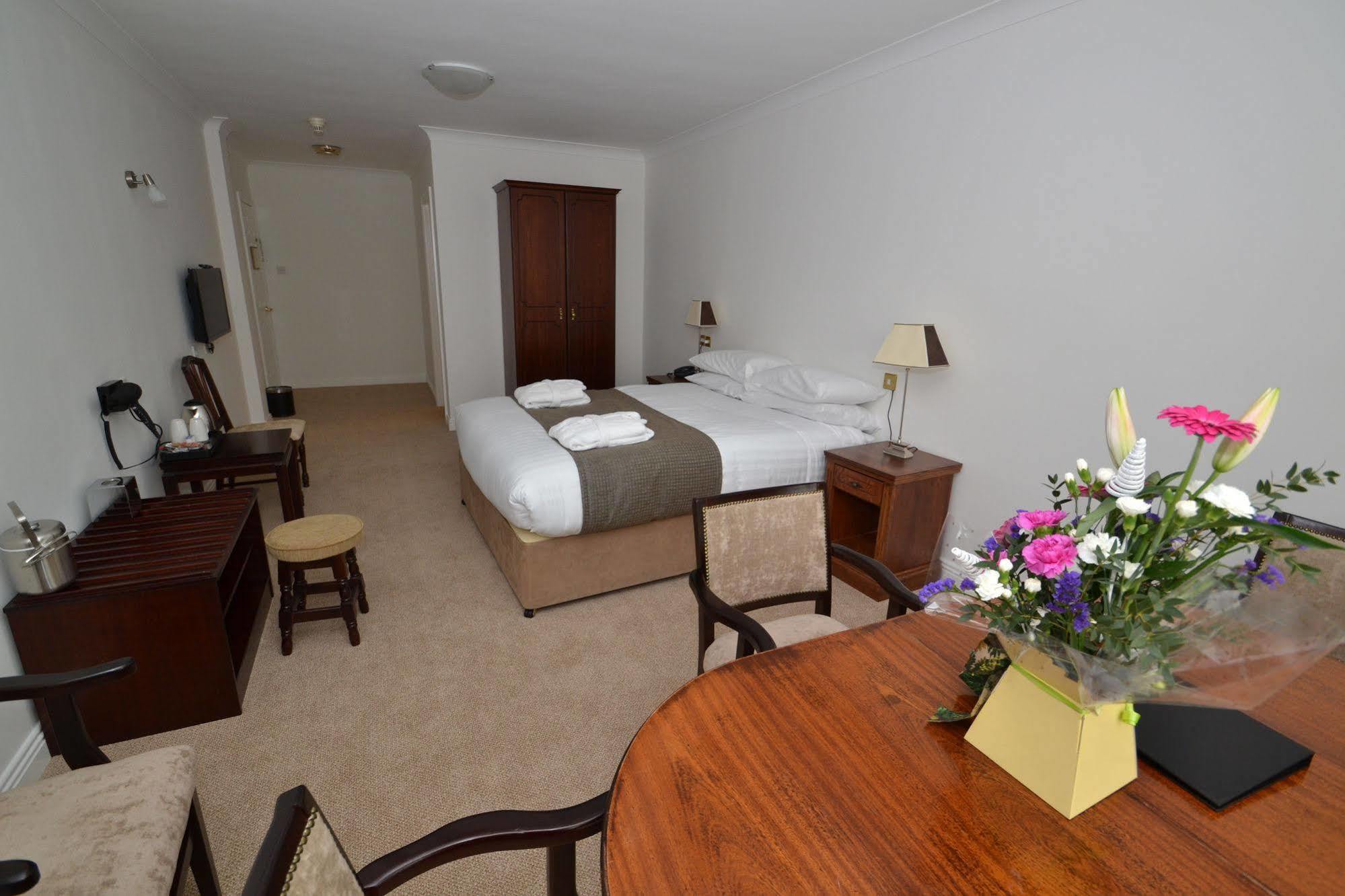 Bay View Hotel Killybegs Exteriör bild