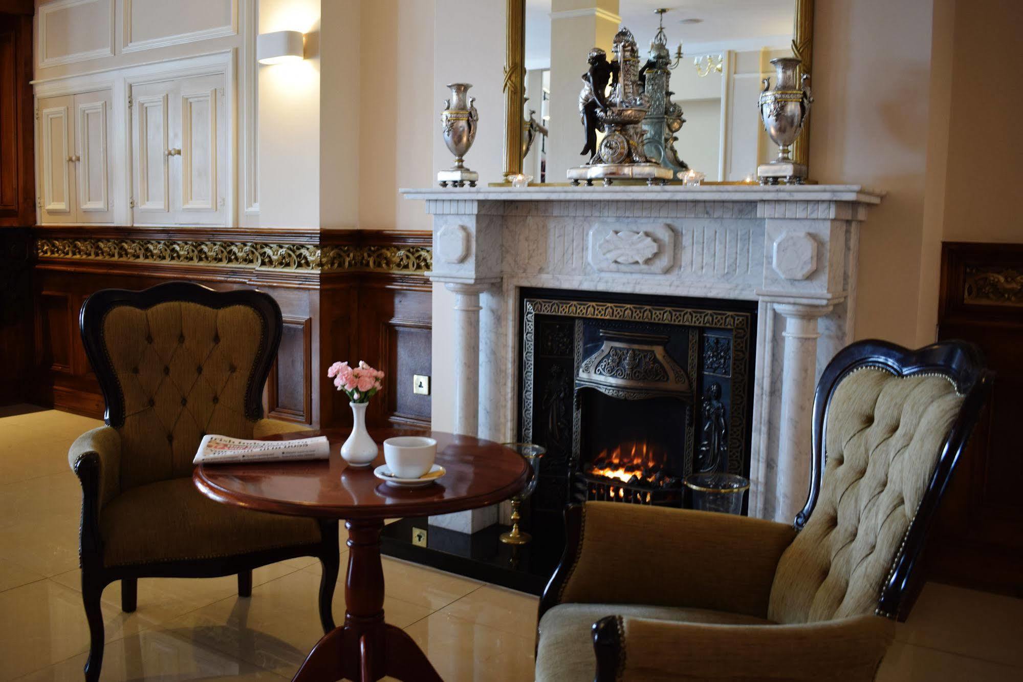 Bay View Hotel Killybegs Exteriör bild
