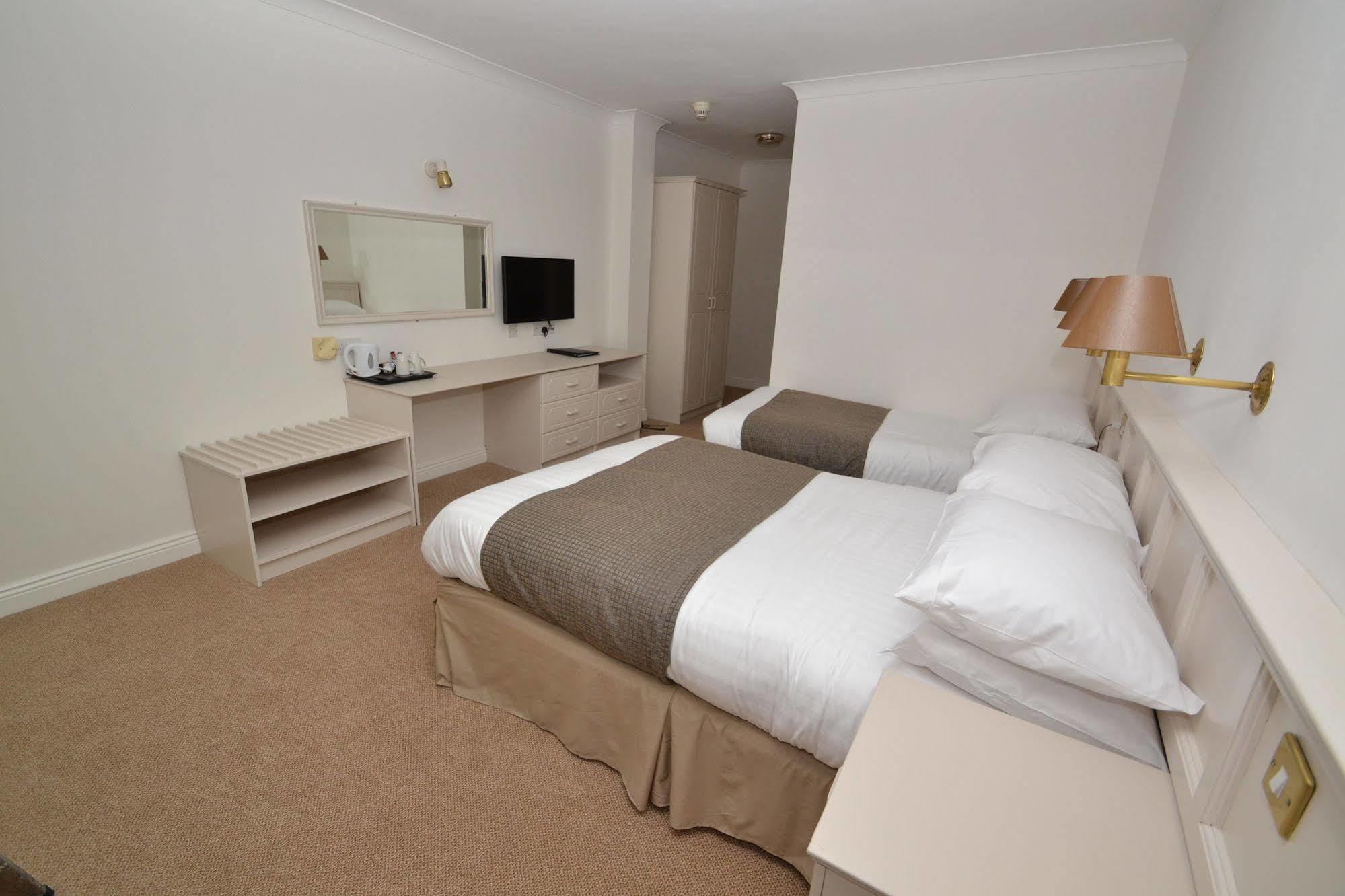 Bay View Hotel Killybegs Exteriör bild